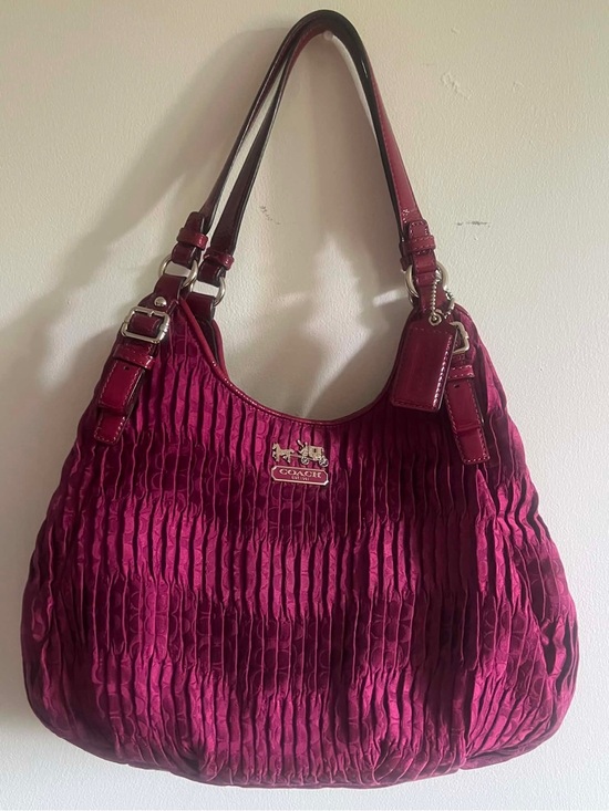 Coach Handbags - Coach Ruched Shoulder Hobo Bag in Berry